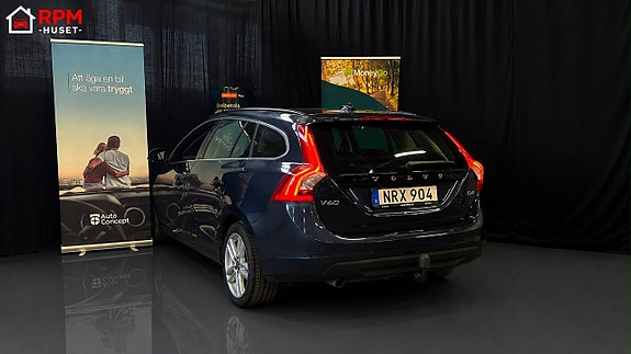 Volvo V60 4 of 5