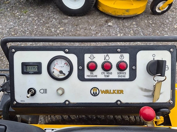 Walker MT 25T-32 10 of 15