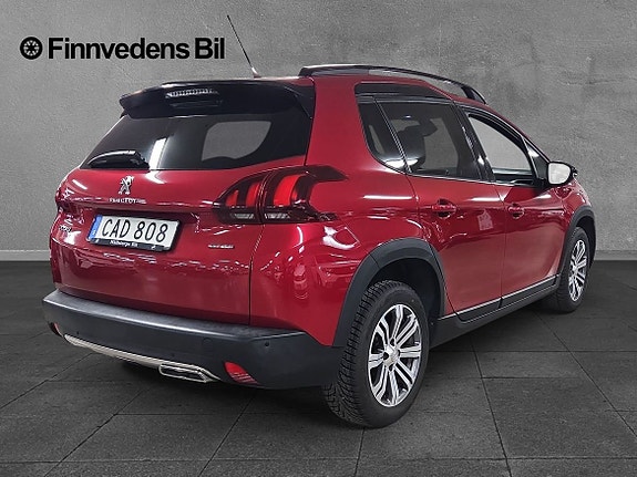 Peugeot 2008 4 of 5