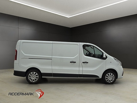 Renault Trafic 2 of 5