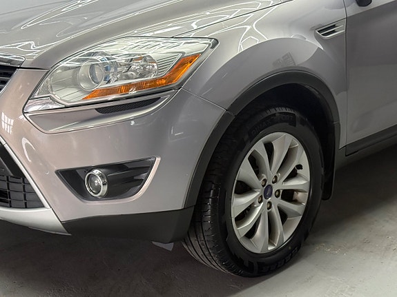 Ford Kuga 16 of 16