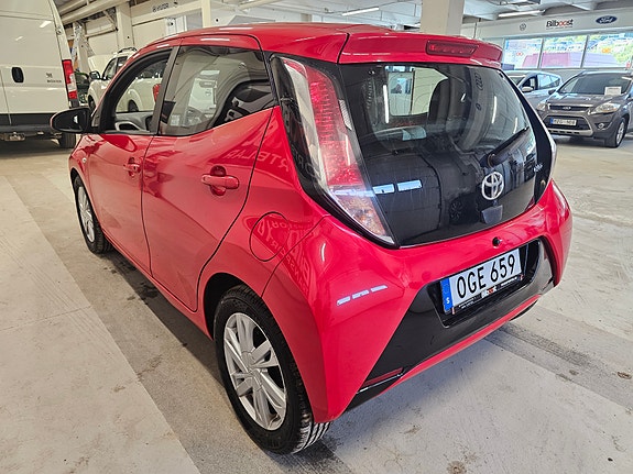 Toyota Aygo 5 of 5