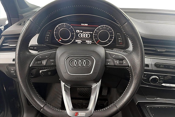 Audi Q7 20 of 24