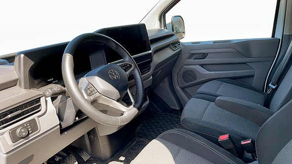 Volkswagen Transporter 10 of 15