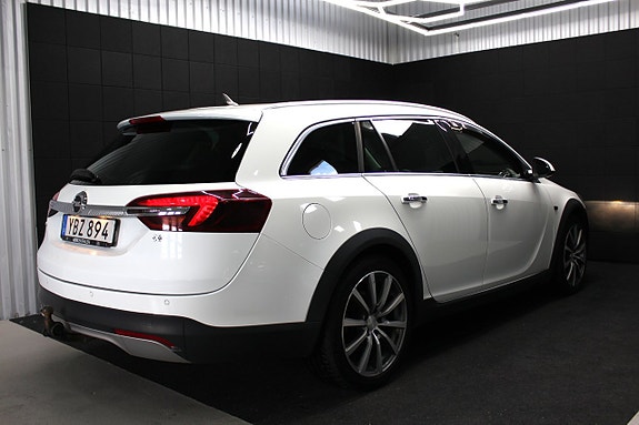 Opel Insignia Country Tourer 6 of 22