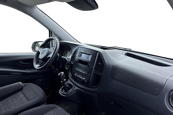 Mercedes-Benz Vito 111 14 of 17