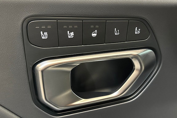 Kia K4 17 of 21