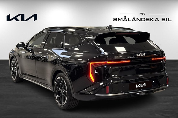 Kia K4 4 of 5