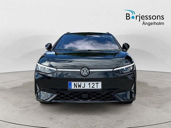 Volkswagen ID.7 5 of 5