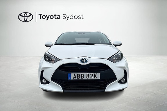 Toyota Yaris 6 of 21