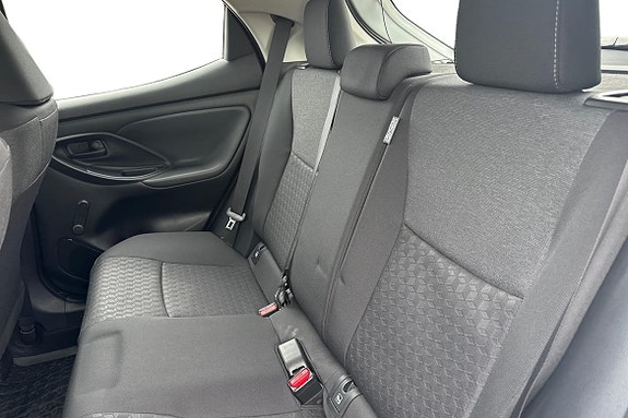 Toyota Yaris 20 of 21