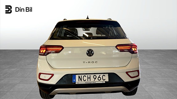 Volkswagen T-Roc 5 of 5