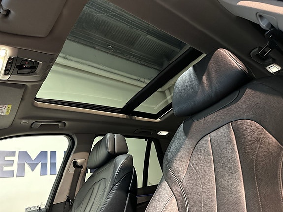 BMW X5 18 of 25