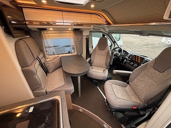 Carthago Carthago VAN 640 LE RB GT 4 of 17