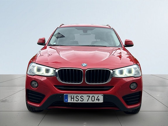 BMW X4 2 of 5
