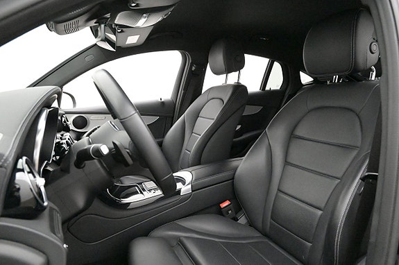 Mercedes-Benz GLC300 de 11 of 27