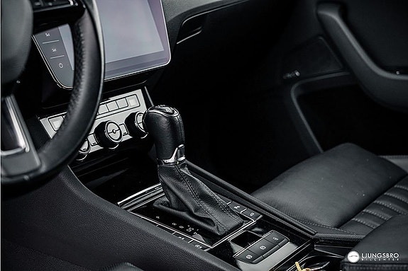 Skoda Superb 12 of 21