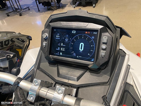 Polaris 850 MTRX SWB ASLT 146 *Öhlinsdämpare 6 of 6