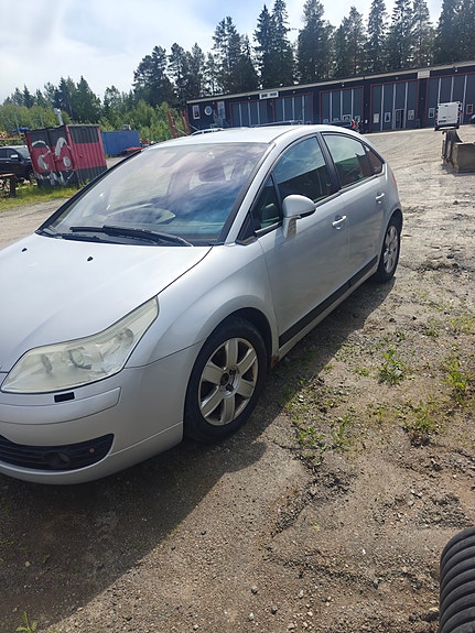 Citroen C4 4 of 5
