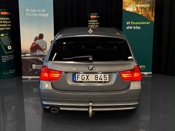 BMW 320d 5 of 5