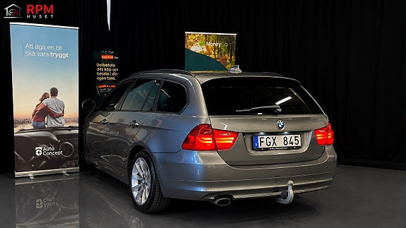 BMW 320d 4 of 5