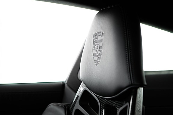 Porsche 992 21 of 30