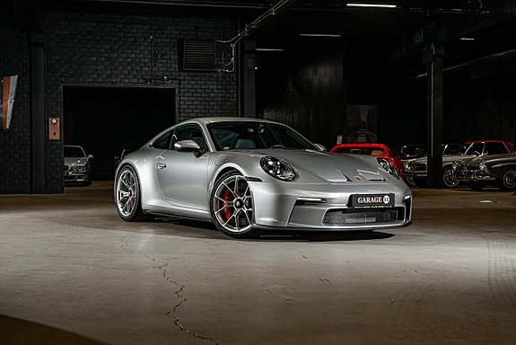 Porsche 992 7 of 30
