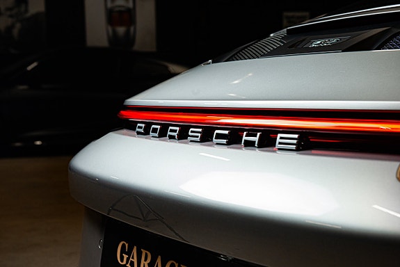 Porsche 992 27 of 30