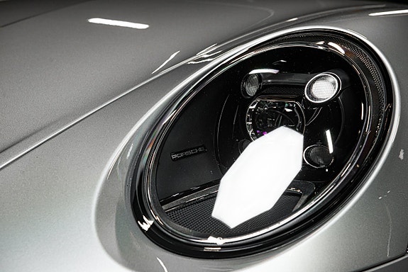 Porsche 992 25 of 30