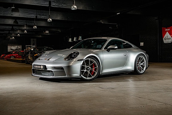 Porsche 992 2 of 5