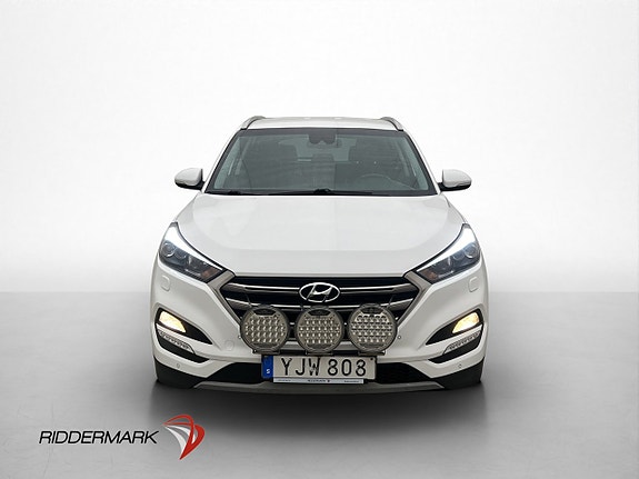 Hyundai Tucson 2 of 5