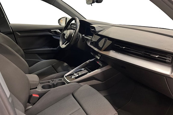 Audi A3 8 of 19