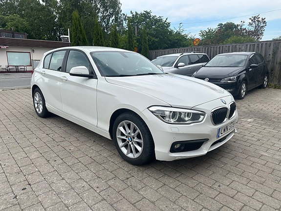 BMW 116d 12 of 13