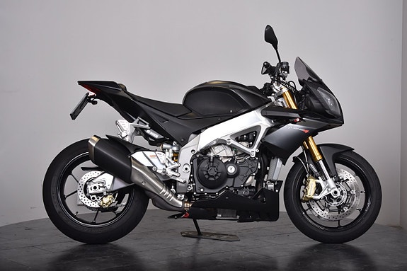 Aprilia TUONO V4R 8 of 19