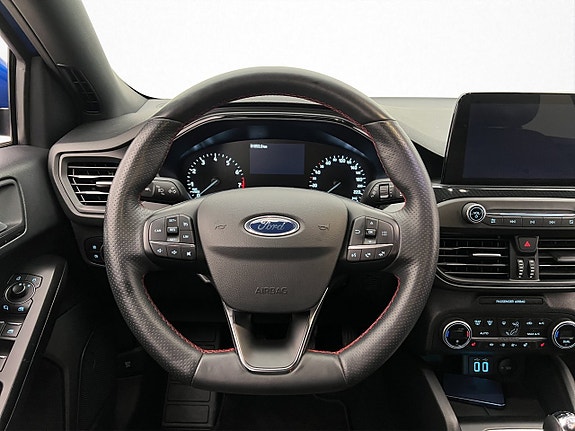 Ford Focus 12 of 30