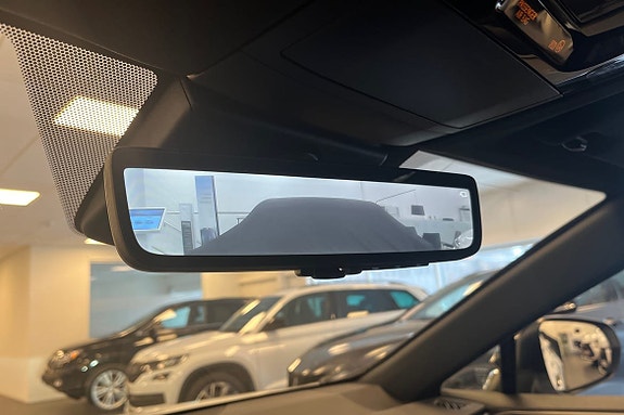 Lexus NX350h 16 of 25
