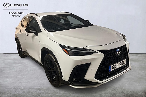 Lexus NX350h 3 of 25