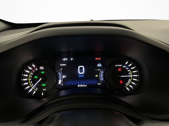 Jeep Renegade 17 of 30