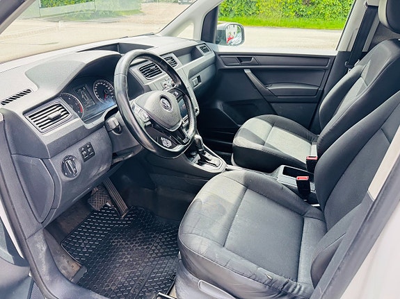 Volkswagen Caddy Maxi 8 of 15