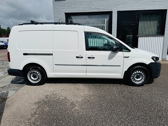Volkswagen Caddy Maxi 10 of 15