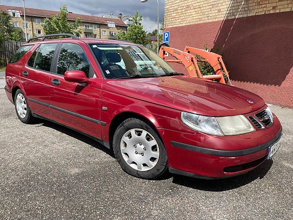 Saab 9-5 3 of 7
