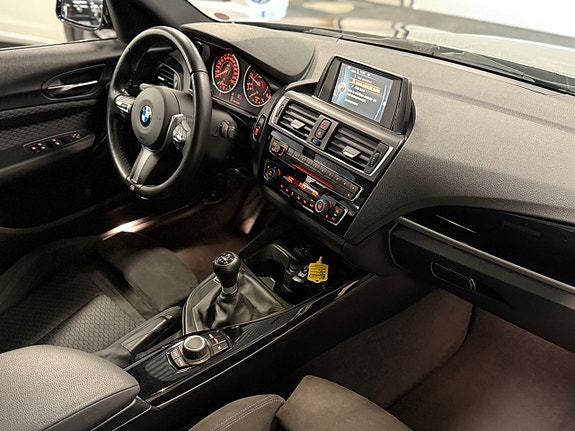 BMW 118d 9 of 25