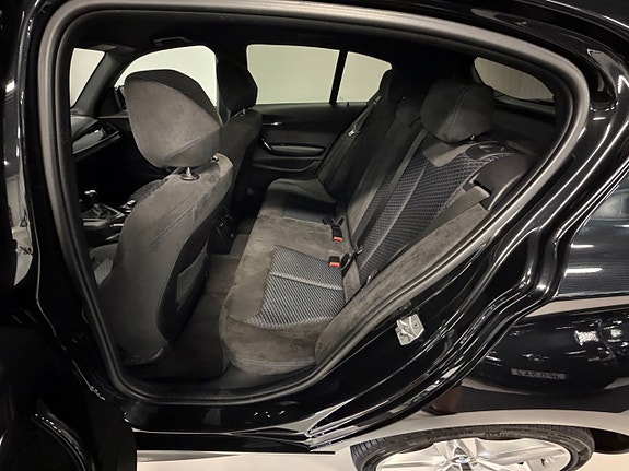 BMW 118d 20 of 25