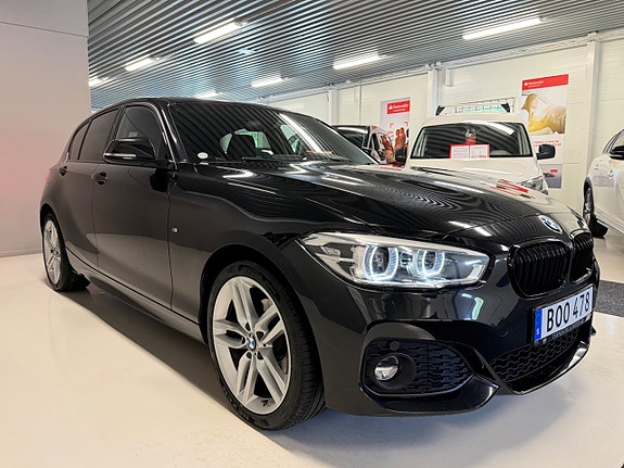 BMW 118d 2 of 5
