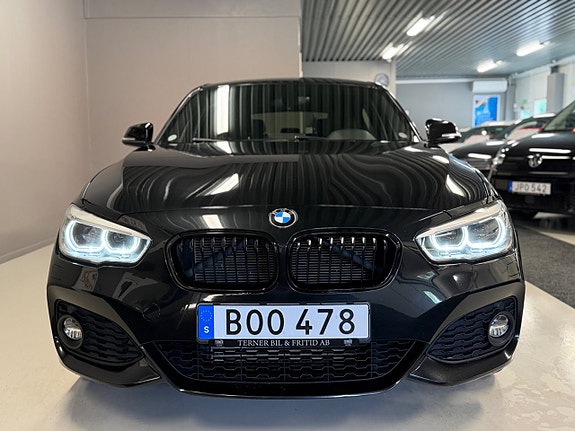 BMW 118d 21 of 25