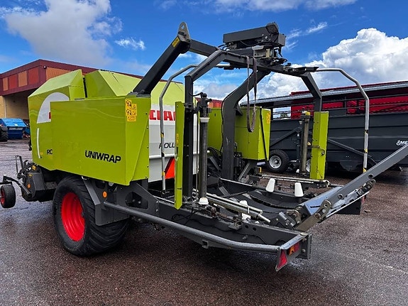 CLAAS Rollant 375 RC Uniwrap 2 of 6