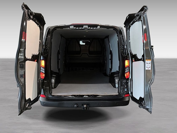 Ford Transit Custom 8 of 14
