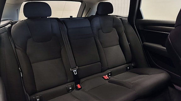 Volvo V90 Cross Country 9 of 20