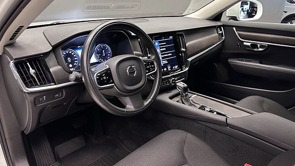 Volvo V90 Cross Country 6 of 20