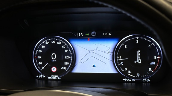Volvo V90 Cross Country 14 of 20